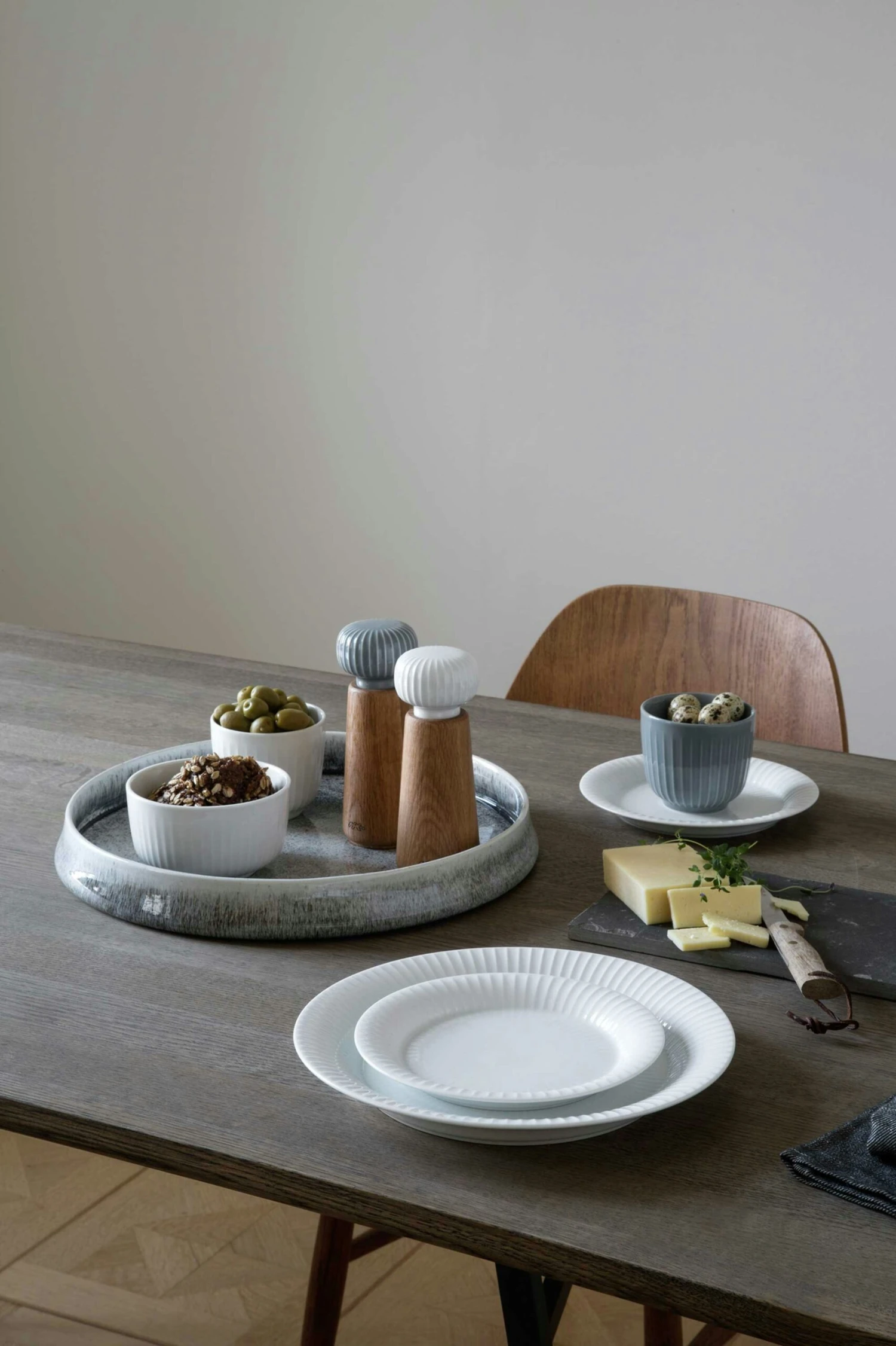 Kähler Hammershøi Kräutermühle Large, Weiß – Bild 6