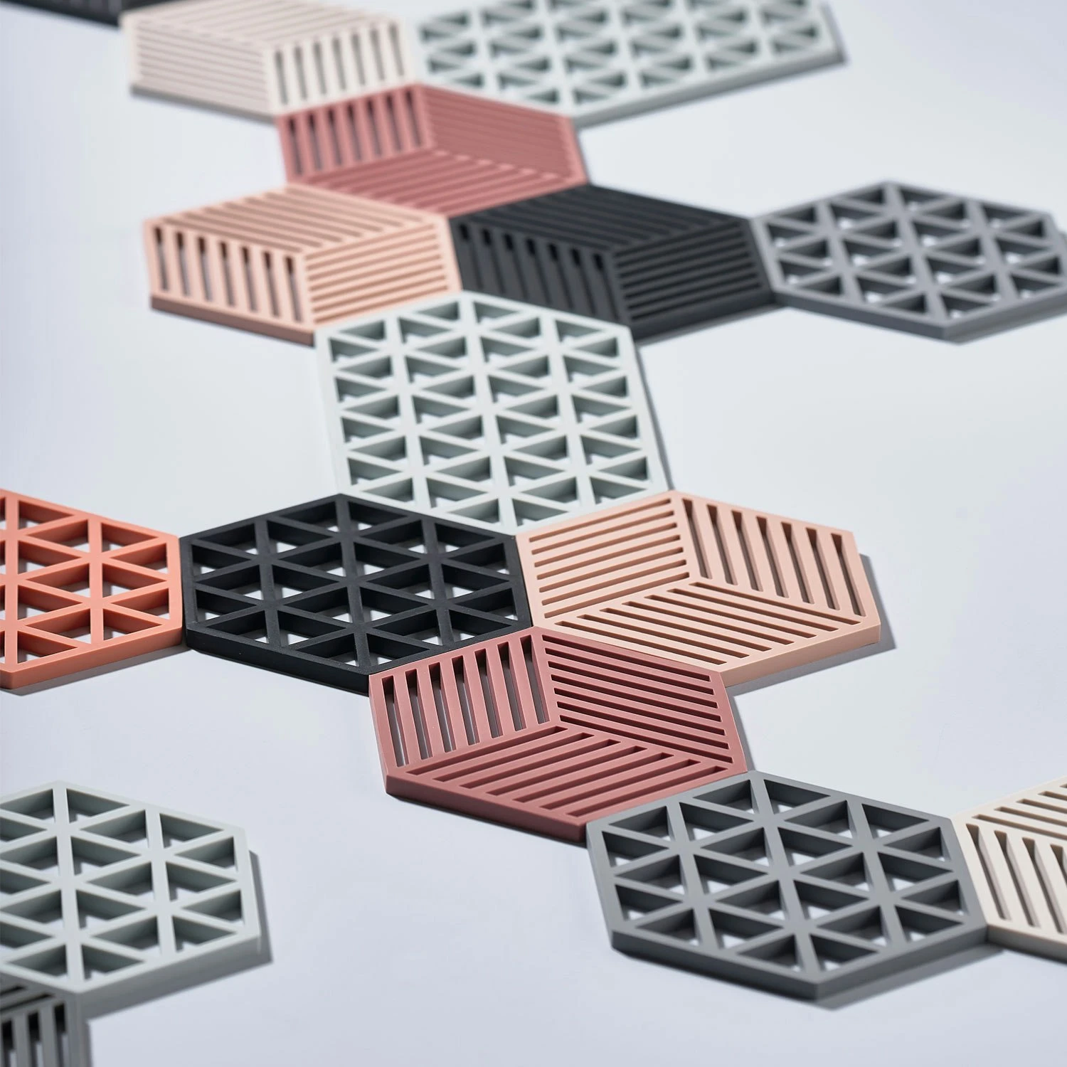 Zone Denmark Triangles Untersetzer, Betongrau – Bild 2