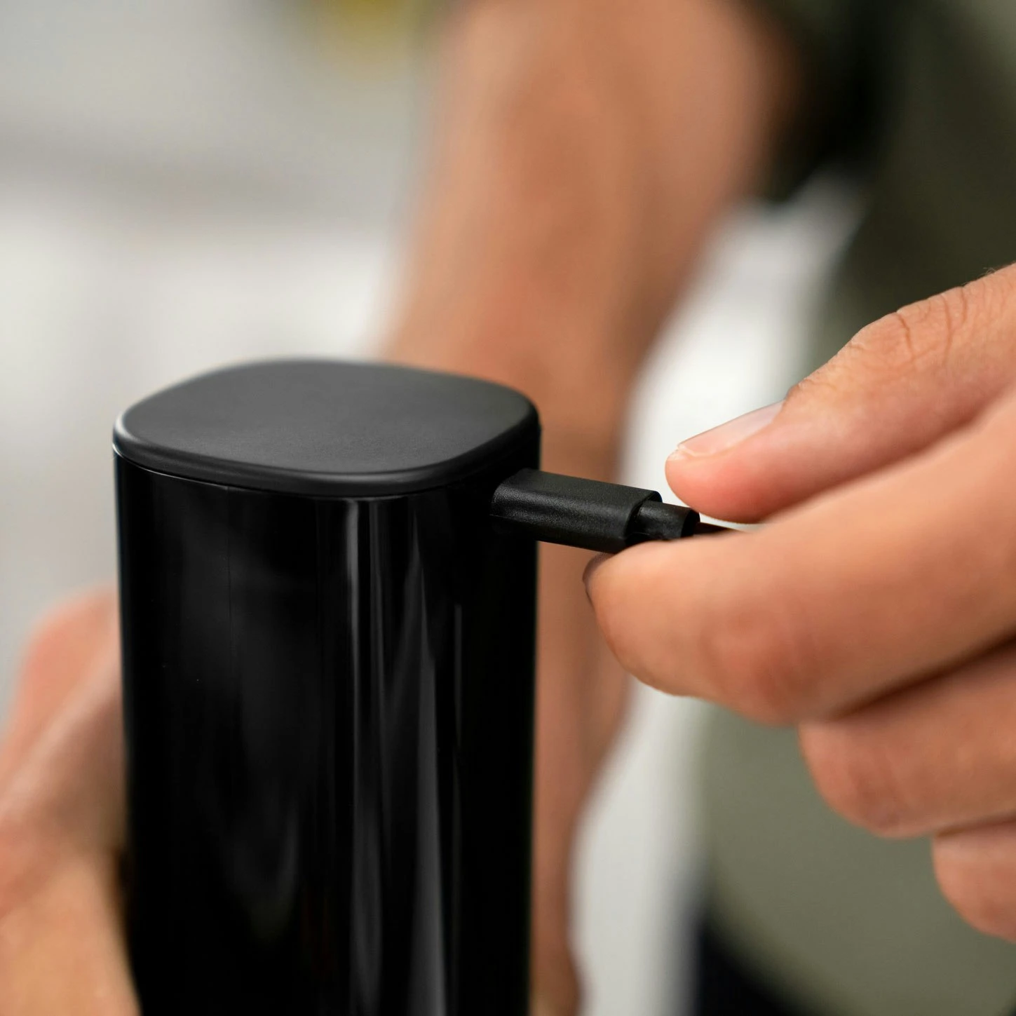 Zwilling Enfinigy Gewürzmühle Elektrisch, Schwarz – Bild 4